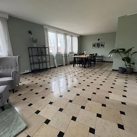 Apartment Retro Lomme